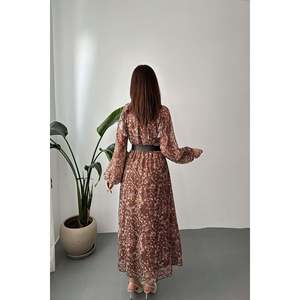 Vestido de Gasa Marrón con Volantes - Marrón - Product Image 4