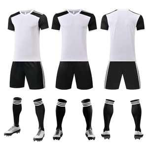 100% Polyester Sublimation pas cher haute qualité Football uniforme hommes Football Kits Football survêtements Football uniforme sans marque - Product Image 2