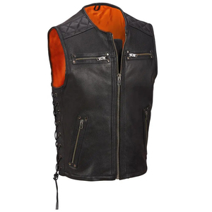Gilet de moto en cuir à logo personnalisé pour hommes, respirant et climatisé, fabriqué avec des patchs arrière en peau de mouton - Product Image 3