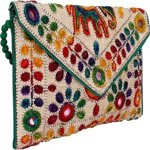 印度供应商提供的新印度设计Banjara手工刺绣手拿包批发批量女士手袋