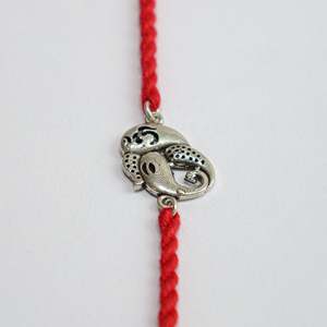 Bracelet Rakhi en argent 92,5 avec finition oxydée, 9 pouces, bijou religieux unisexe, objet de collection culturelle Ganesh Ji - Product Image 3