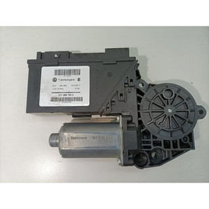 MOTORINO ALZAVETER AVANT GAUCHE VOLKSWAGEN Touareg 1ère Série 3 D1959793E BAC (02>06) - Product Image 1