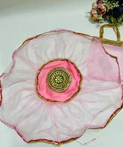 Cubierta Thaal hecha a mano con Gota Patti Work Diwali Thalposh God estatua Aasan MESA CENTRO DE MESA Prasad Shagun regalo embalaje tela - Product Image 1