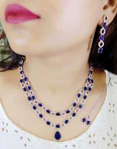 Conjunto de collar brillante de diamantes americanos de tendencia con pendientes a juego y joyería Mang Teeka para mujer función y fiesta - Product Image 3