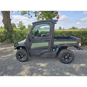 Veicoli utilitari John Deeree Gator in vendita XUV865M Diesel e Benzina Costruiti per Potenza, Durabilità e Versatilità - Product Image 6
