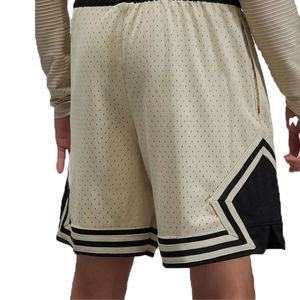 Pantalones cortos de verano personalizados para hombre, pantalones cortos informales de secado rápido hechos en Pakistán, precio bajo, venta al por mayor, tela de estambre, malla corta sólida - Product Image 4