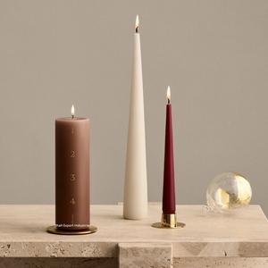 Bougeoir conique en métal en laiton moderne pour les fêtes de mariage à la maison décorations de table chandelles plaquées or - Product Image 2