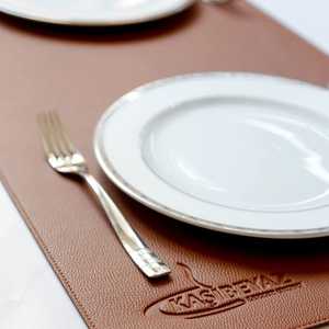 Tapis de service en similicuir personnalisable de haute qualité protecteur de table résistant à la saleté et à l'eau-tampons ovales ronds carrés pour la salle à manger - Product Image 5