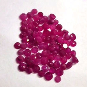 700 piezas de rubí natural 4x3 5x3 6x4 7x5mm Oval redondo pera cuadrado Marquesa Faceta 245 Cts Lote Iroc Sales Gemstone US $196 para todos - Product Image 3