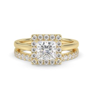 Anillo de halo con diamante talla princesa y banda de boda a juego, diamante cultivado en laboratorio de 0.80 ct en oro amarillo, blanco, rosa y platino de 18 quilates - Product Image 2