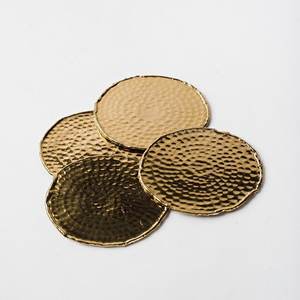 Ensemble de 4 sous-verres en métal doré de luxe, design martelé en aluminium rond, écologiques, diamètre 100 mm, pour le thé et le café - Product Image 6