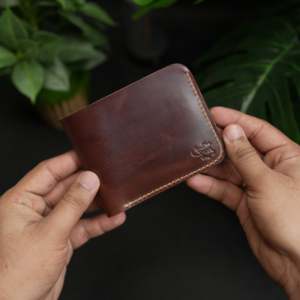Portefeuille Bifold Classique Vintage en Cuir Pleine Fleur Véritable Marron avec Fermeture à Rabat, Fait Main, Garantie 5 Ans, Commerce Équitable - Product Image 4