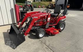 รถแทรกเตอร์ฟาร์ม Massey Ferguson GC1705 25 แรงม้า ขับเคลื่อน 4 ล้อ พร้อมปั๊มเครื่องยนต์และเกียร์-ราคาถูกและจัดส่งรวดเร็ว - Product Image 2