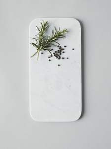 Planche à découper en marbre de qualité supérieure, conçue pour les tâches de cuisine à domicile, offrant une plateforme stable en pierre naturelle lourde - Product Image 5
