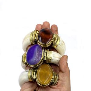 Brazaletes con incrustaciones de hueso, joyería de moda moderna de lujo de alta calidad, brazaletes con incrustaciones de hueso, colores impresionantes, nuevo producto, pulsera Vintage - Product Image 3