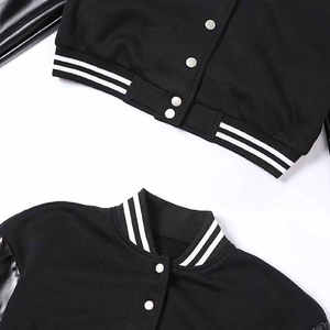 Veste universitaire pour femmes en 100% laine - Respirante et coupe-vent, personnalisable pour les équipes/les écoles ou pour un usage décontracté avec broderie - Product Image 3