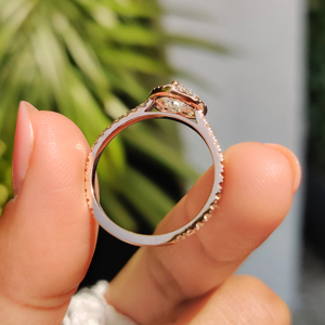 แหวนหมั้นเพชรทรงหัวใจหรูหราสำหรับผู้หญิง ทองคำขาว 14K ประดับโมอิสซาไนต์ แหวนแต่งงาน แหวนสัญญา ของขวัญเครื่องประดับชั้นดี - Product Image 1
