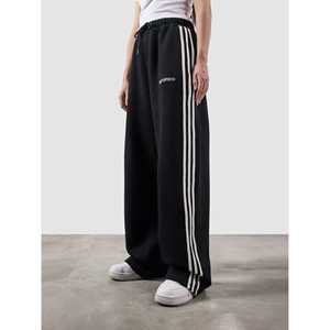 Pantalones Heritage 100% Algodón, Corte Ajustado Moderno, Tallas XL a 6XL, Color Negro, Logotipo Personalizable, Decoración con Franja Lateral, Ligeros - Product Image 2