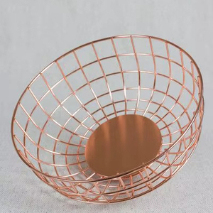 Cesta Redonda de Metal para Frutas con Estructura de Flujo de Aire Abierto que Mantiene las Frutas Frescas por Más Tiempo Sin que se Pudran Rápidamente - Product Image 1