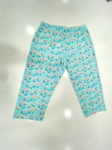 Pantalon de pyjama d'été pour dames en coton doux imprimé pour la maison Vêtements biologiques de couleur unie en gros d'Inde - Product Image 6