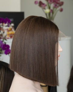 Peluca Remy Larga y Lisa con Cutículas Alineadas, 100% Cabello Virgen Natural, Color Marrón Sedoso, Corte Recto - Product Image 3