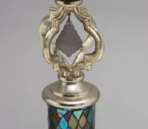 Portavelas Axiom Pillar, nuevo candelabro desmontable de metal de aleación Vintage de lujo europeo con estilo, portavelas de calidad Premium - Product Image 3