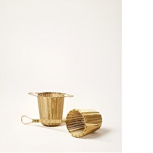 Passoire à thé en laiton moderne en or fini avec une passoire à thé de qualité supérieure pour la cuisine en vrac - Product Image 4