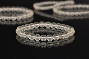 Offre Spéciale femmes hommes Premium Grade guérison cristal clair Quartz perlé Bracelets à la main durabilité Feng Shui Style élastique - Product Image 2