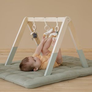 Gymnase d'activités pour bébé en bois écologique pour l'intérieur avec ensemble de jouets en rotin, gymnase d'activités en bois pliable pour enfants - Product Image 3