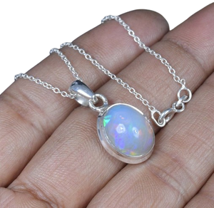 Opale éthiopienne 925 pendentif chaîne de pierres précieuses en argent sterling avec ou sans chaîne pierre de naissance d'octobre cadeau de pierre naturelle pour anniversaire - Product Image 1