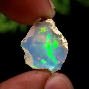 Schlussverkauf Feueropal rohes Naturopal Rohmaterial äthiopisches Opal roh Großhandel Lieferant von Mineralien