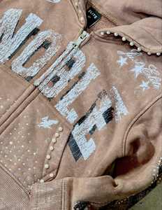 เสื้อฮู้ดดี้ผ้าฟลีซคอตตอน 100% ล้างสีแบบวินเทจ ตกแต่งด้วยคริสตัล พร้อมดีไซน์สั่งทำพิเศษ สไตล์สตรีทแวร์ทรงบ็อกซี่ สำหรับผู้ชาย เป็นมิตรกับสิ่งแวดล้อม - Product Image 4