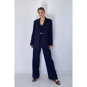 Traje de Chaqueta y Pantalón con Rayas Azul Marino - Azul Marino - Product Image 1