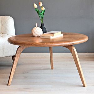 Mesa de centro de madera artesanal con detalles de metal forjado a mano que aportan elegancia industrial a espacios contemporáneos - Product Image 3