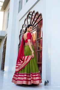Élégant Chanderi Soie Bollywood Lehenga Choli pour Femmes Indien Pakistanais Vêtements pour les Fêtes d'Été et d'Hiver en Vrac Vente en Gros - Product Image 5