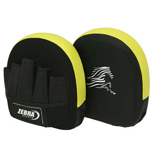 Cibles Jab à crochet incurvé en cuir PU junior idéales pour les jeunes Arts martiaux MMA Taekwondo-Tapis de boxe junior et mitaines de mise au point - Product Image 3