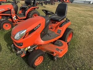 Tondeuse autoportée Kubota GR2120 2021 avec livraison rapide, prête à être expédiée, prix compétitif, moteur 4 temps 28V, bac de ramassage inclus - Product Image 1