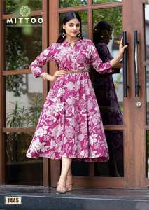 Collection en gros de matériel en viscose fantaisie Kurti imprimé rayonne pour le catalogue de fêtes décontractées disponibles au tarif de gros - Product Image 3