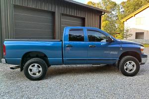 Dodge Ram 3500 Big Horn Crew Cab 4x4 Usada, 2006, Volante a la Izquierda/Derecha - Product Image 5