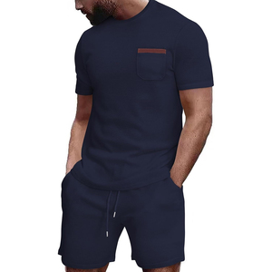Conjunto de dos piezas de alta calidad para hombre, camiseta transpirable y pantalones cortos para el verano, envío rápido, ODM MOQ disponible - Product Image 3