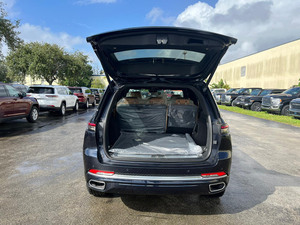 Jeep Grand Cherokee Summit Reserve 4x4 3.6L Gasolina 8 Velocidades AT Usado, Oferta Original, Modelo 2023, Volante a la Derecha - Product Image 4