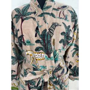 Velvet <b>Kimono</b> Robe One-Size Luxury Floral Print <b>Jacket</b> with Reversible <b>Silk</b> Lining Soft Nightwear for Women for Homeware - Product Image 2