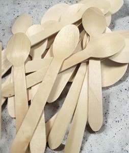 Vajilla desechable CUCHARA DE MADERA NATURAL para comidas 160mm de longitud Ecológico para pastel para fiesta - Product Image 1