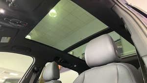 Audi Q7 quattro Premium Plus 45 TFSI 2023 en parfait état - Product Image 2