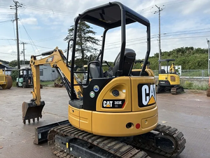 Mini-excavatrice sur chenilles compacte Cat 303E CR neuve/d'occasion, 3,3 tonnes, 23,5 CV, diesel, hydraulique, à balayage de queue zéro, à prix avantageux - Product Image 3