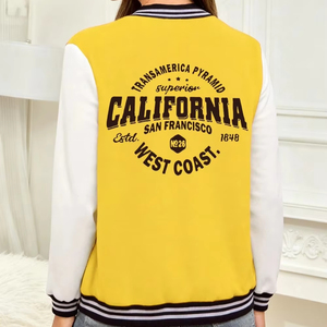 Chaqueta universitaria para mujer Diseño cómodo de moda Múltiples colores disponibles Perfecto para ropa informal - Product Image 1