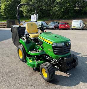 Tondeuse autoportée à essence John Deere X950R de qualité industrielle, 4 temps, OEM, avec une largeur de coupe de 3000 mm et une puissance de 1,0 kW - Product Image 1