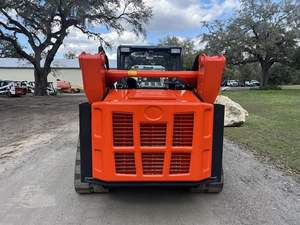   Chargeuse compacte SVL97-2 avec vérin hydraulique Huade, capacité nominale de 9 tonnes, à vendre - Product Image 4