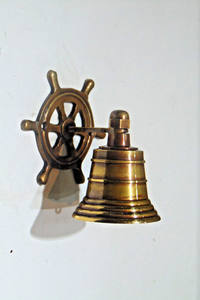 Latón macizo 2 \ "Calidad Estilo religioso Acabado en bronce Técnica pulida Campana de barco montada en la pared Campana colgante Marina Artesanía de metal - Product Image 4