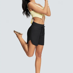 Short en coton extensible pour femme avec capuche à cordon de serrage Couleur unie Vêtements de sport de fitness et d'entraînement écologiques Style décontracté - Product Image 4